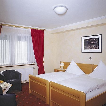 Hotel Seemöwe Simmerath Zimmer foto